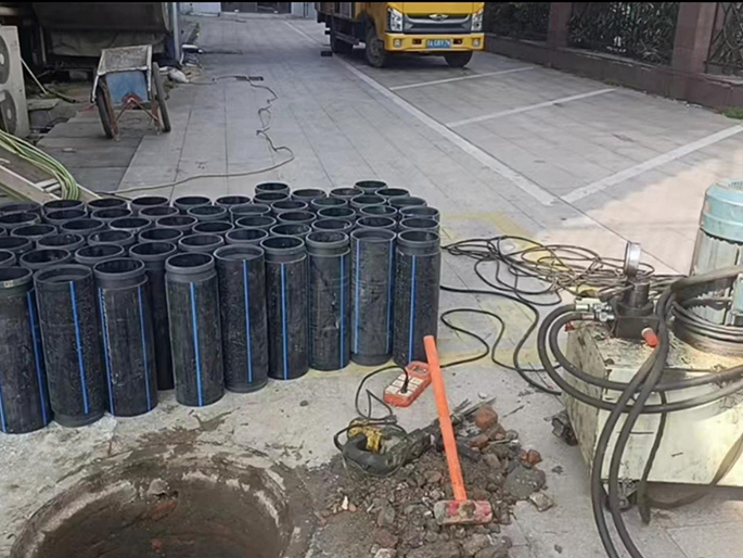 五常PE置换管厂家 DN315置换管 非开挖管短管置换