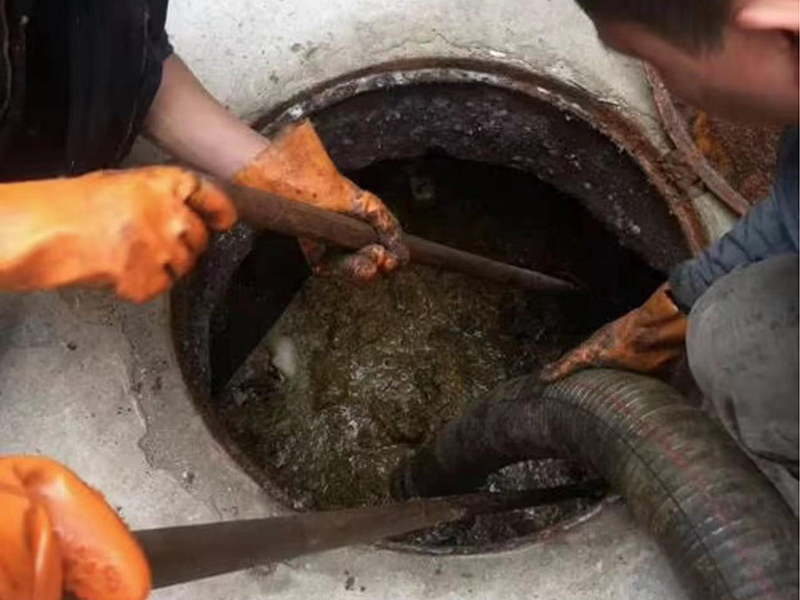 五常清理化粪池时如何避免沼气的危害?